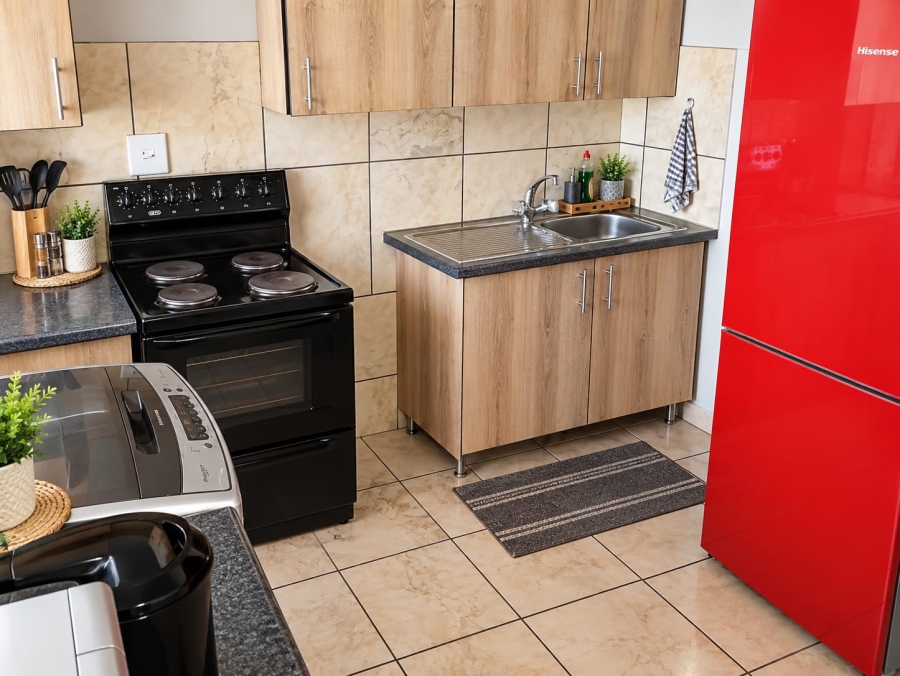 3 Bedroom Property for Sale in Waterval East North West